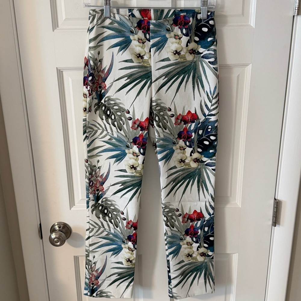 Joseph Ribkoff Tropical Print Cropped Pants Size 2 - Picture 5 of 8